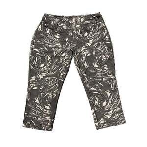 Danskin Now Women's Abstract Print Fitted Capri Leggings Size M (8-10)